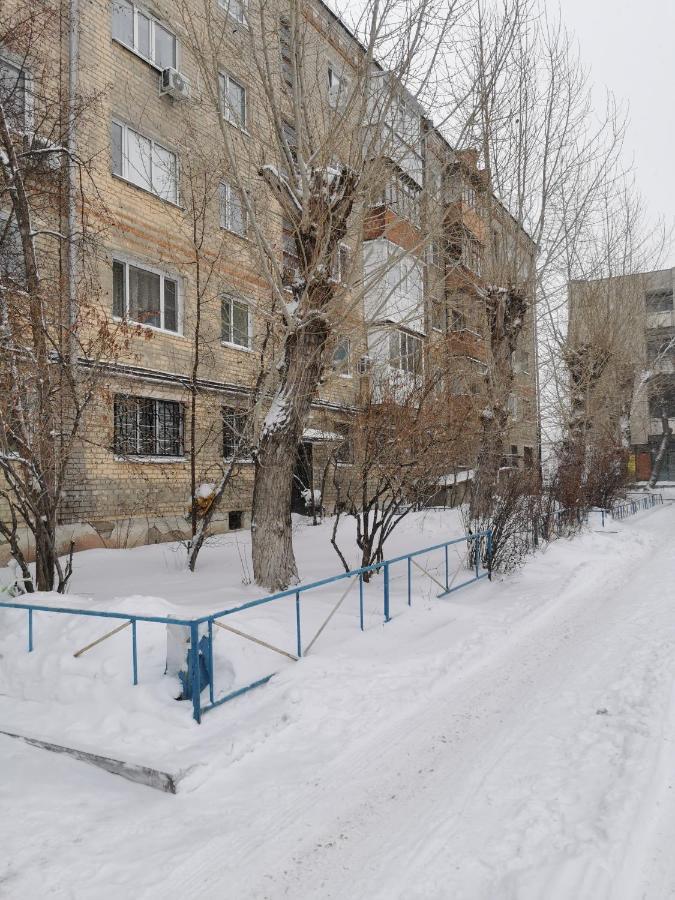 1 Комн Апартаменты В Центре Рядом С Парком كوستاناي المظهر الخارجي الصورة